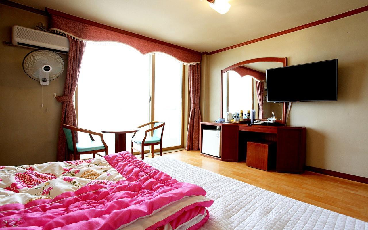 Sun Motel Gangneung Exterior photo